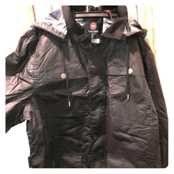 Mountain and Isles Hooded Jacket - Picture 3 of 8